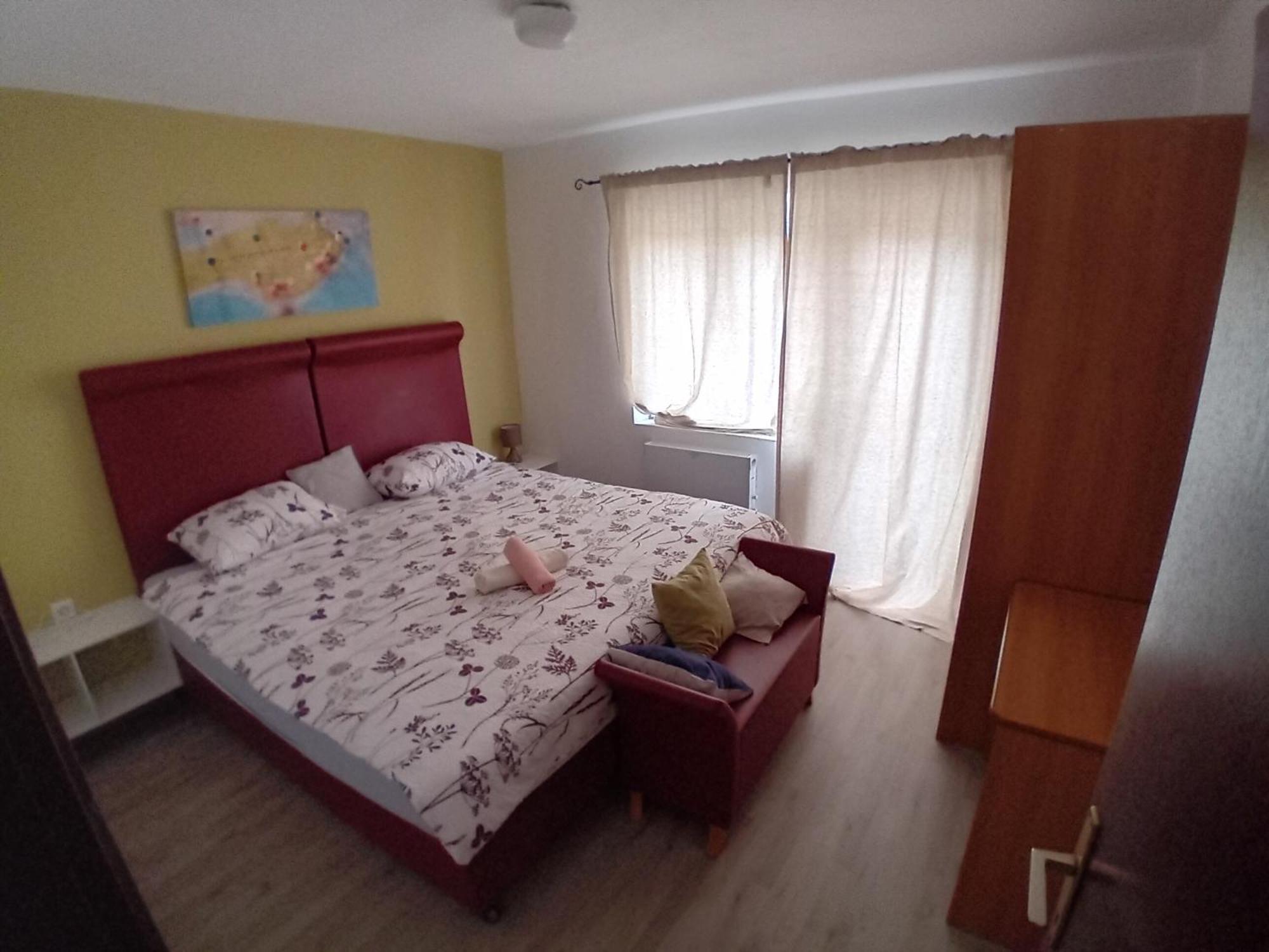 Holiday Home Ivano Korenica Bagian luar foto